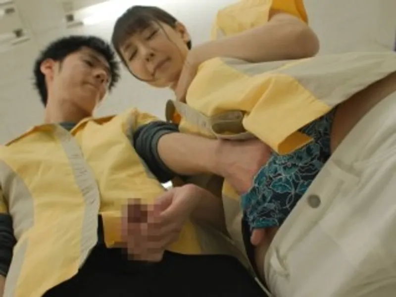 sex gai con trinh,clip sex vang anh,sex nhật bản đẹp Điên cuồng địt cô đồng nghiệp dâm đãng trong siêu thị mini